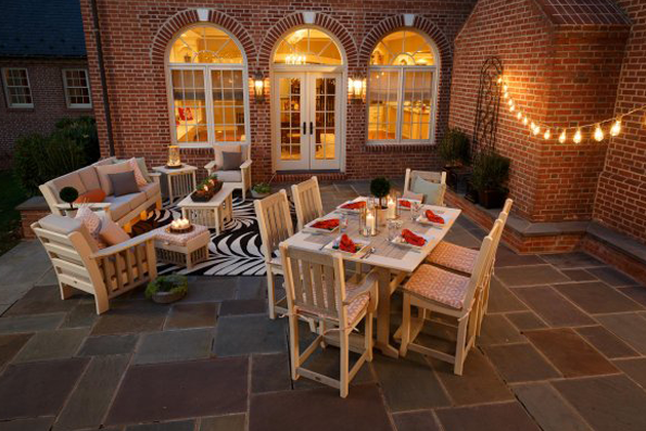 Outdoor Dining Area